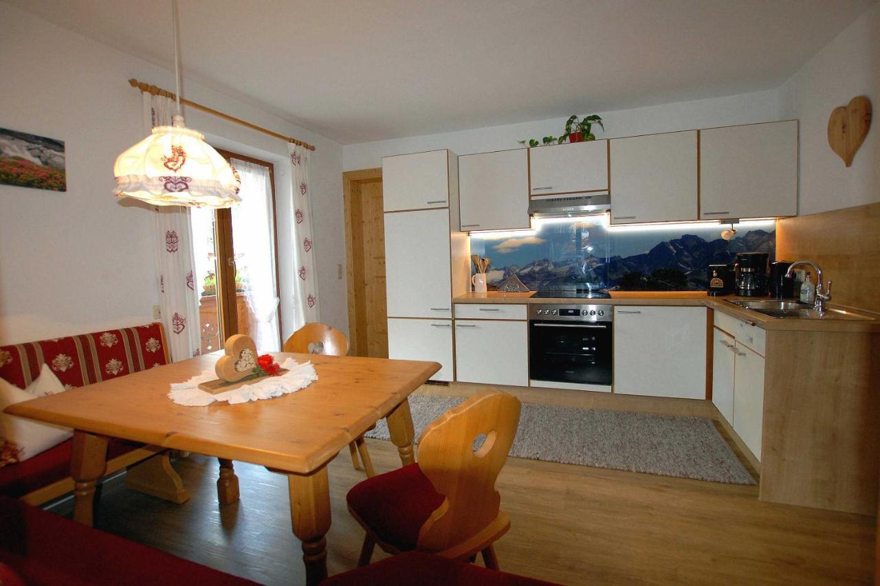 Haus Tasser Mayrhofen Extérieur photo