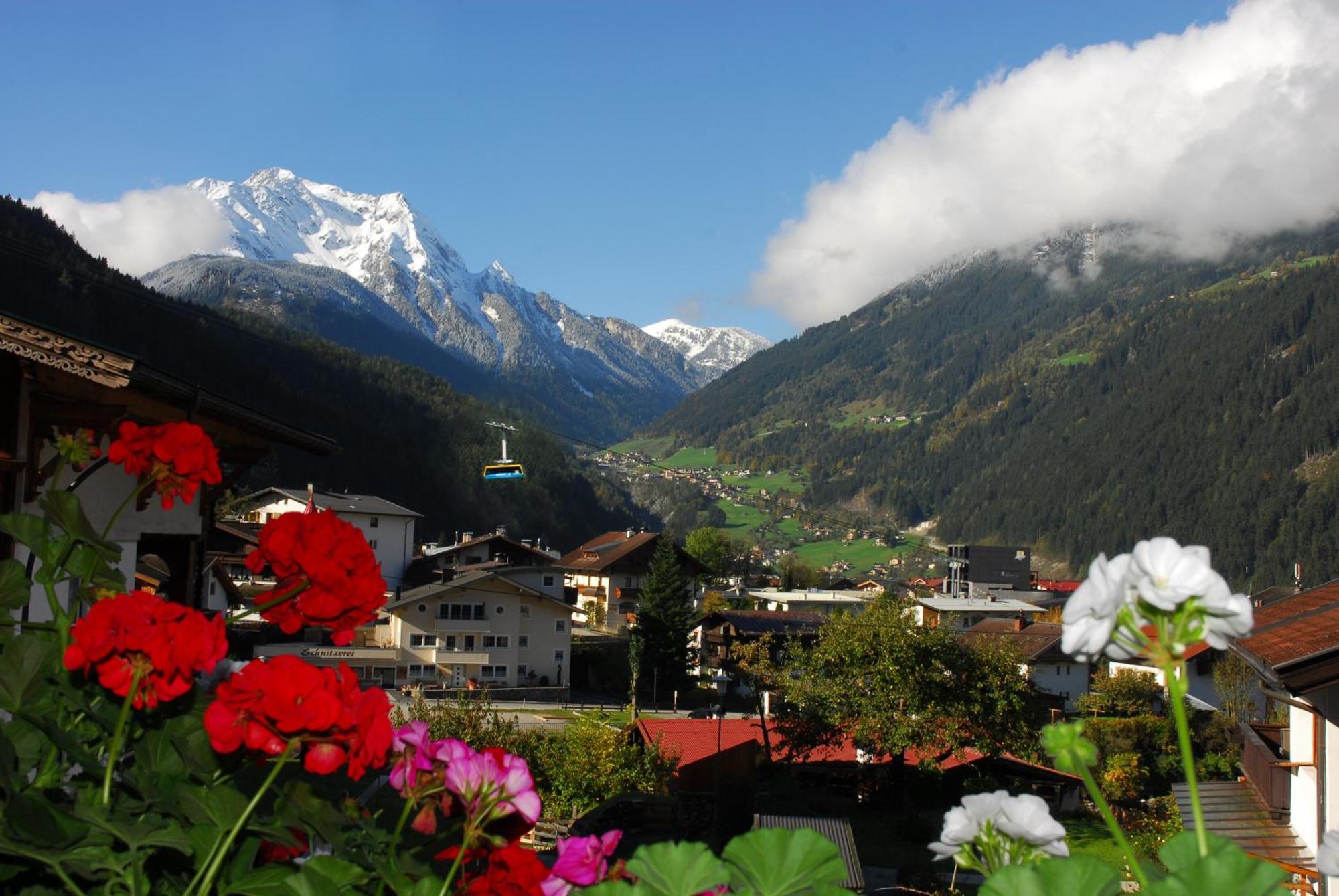 Appartement Haus Tasser à Mayrhofen Extérieur photo