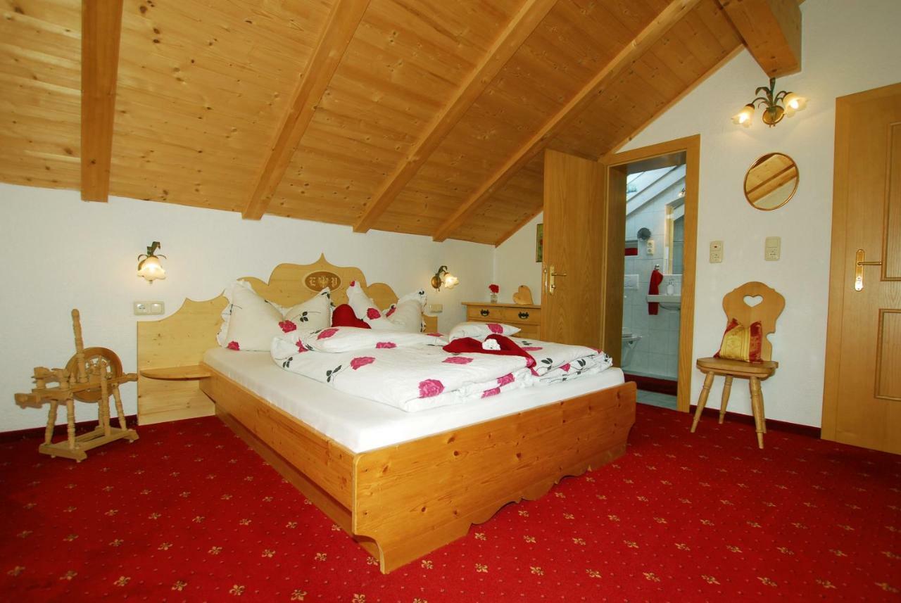 Haus Tasser Mayrhofen Extérieur photo